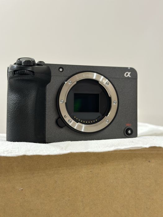 Продам срочно Sony fx 30