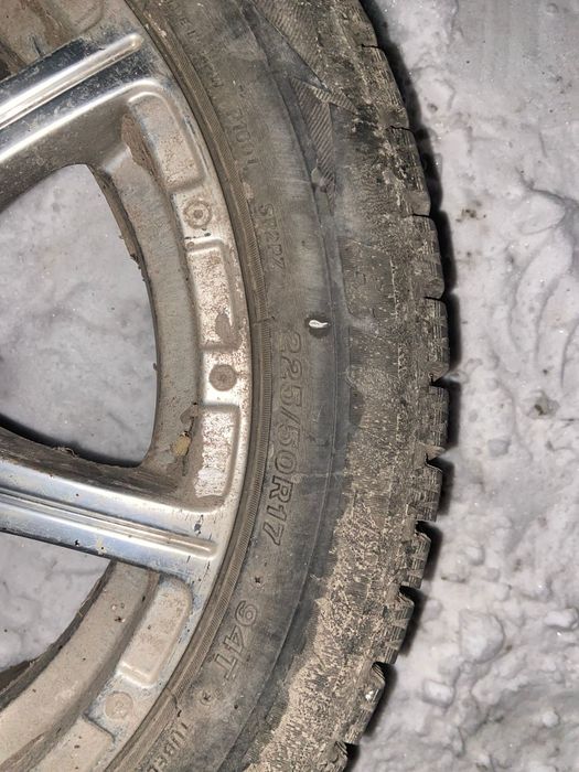 Продам комплект титанок р 17