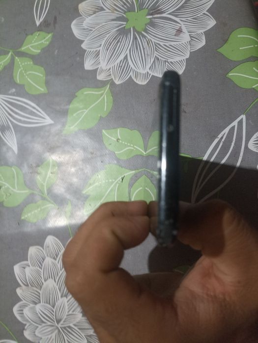 Galaxy S8+ sotiladi arzon