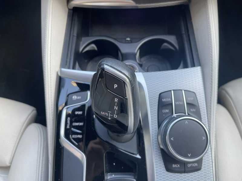 BMW 530d M-pack* * X-drive* LED Adaptiv* HeadUp*KeyLess
