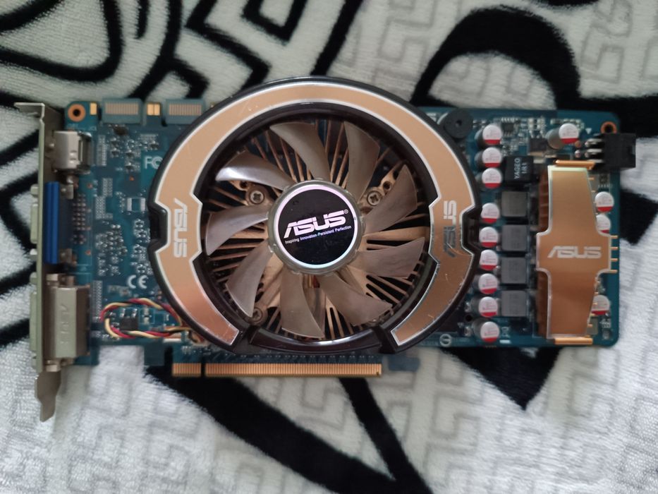 Видеокарта GTS 250