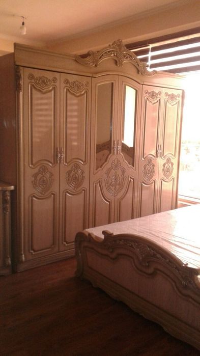 Mebel: Garnitur Spalniy Teremo 2sandiq 2tumbuchka