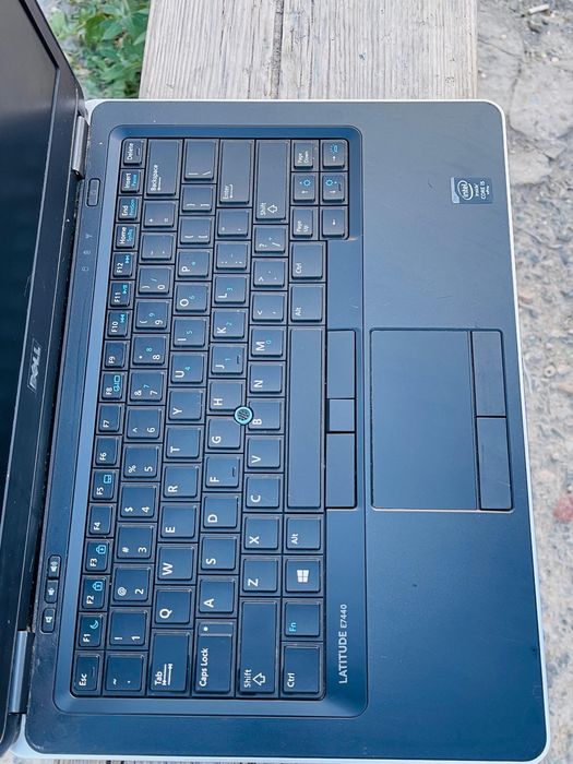 DELL Latitude E7440