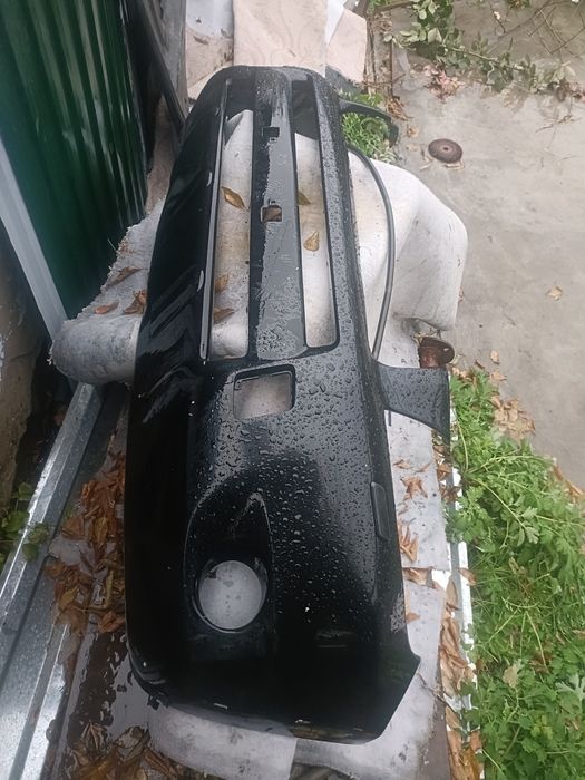 Продам бампер рав4 XA30