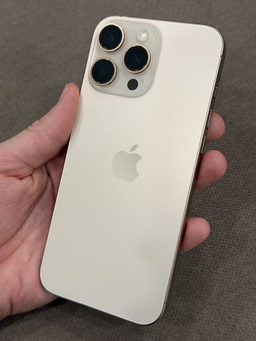 Продам Iphone 16 Pro Max 512 Gb ESim