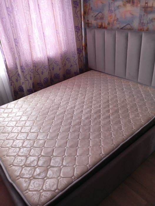 Кровать двухспальная