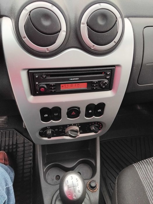 DACIA SANDERO 2009   1.4 BENZINA  60325 km