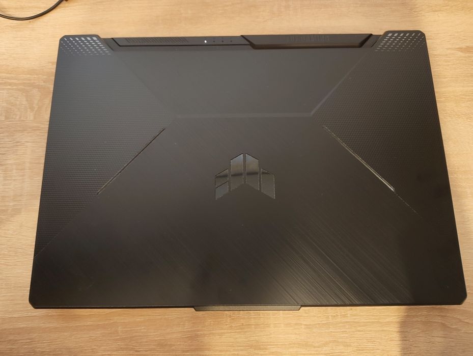 Asus TUF Gaming F15 | i5-11400H | RTX 3050 | 144Hz | stare buna