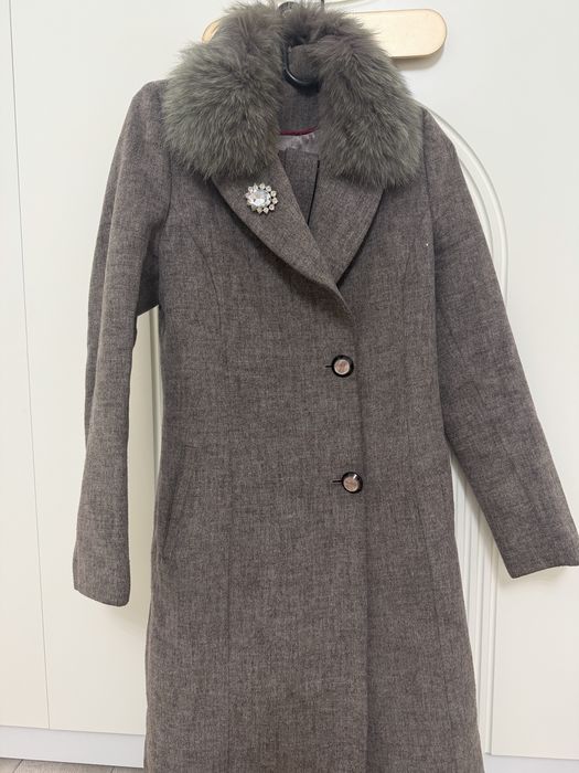 Продаю пальто очень хорошим цене