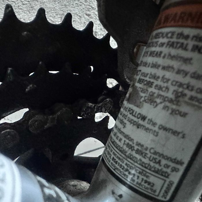 Премиум хибрид Cannondale Quick – SRAM скорости, напълно оборудван и сертифициран