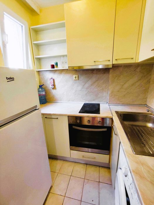 Дава се под наем Двустаен апартамент в Варна, ВИНС - 60 кв.м за 380 € - Снимка #4