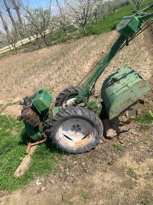 Vând motocultor  lombardini 18 cai diesel