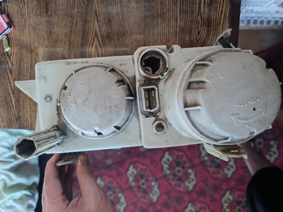 Фара левая ваз 2112