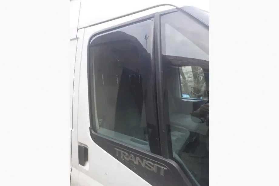 Ветробрани vetrobrani Ford Transit Connect вътрешен монтаж предни 2 бр.