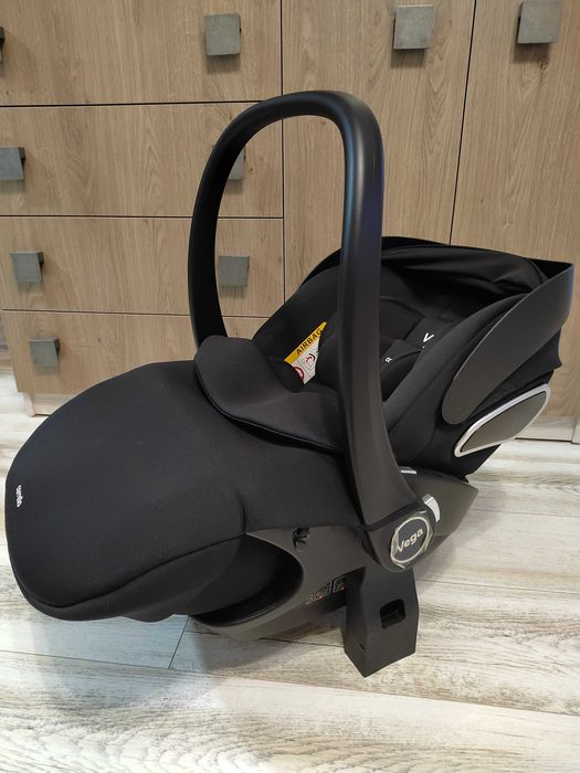 Кошница за бебе за автомобил isofix