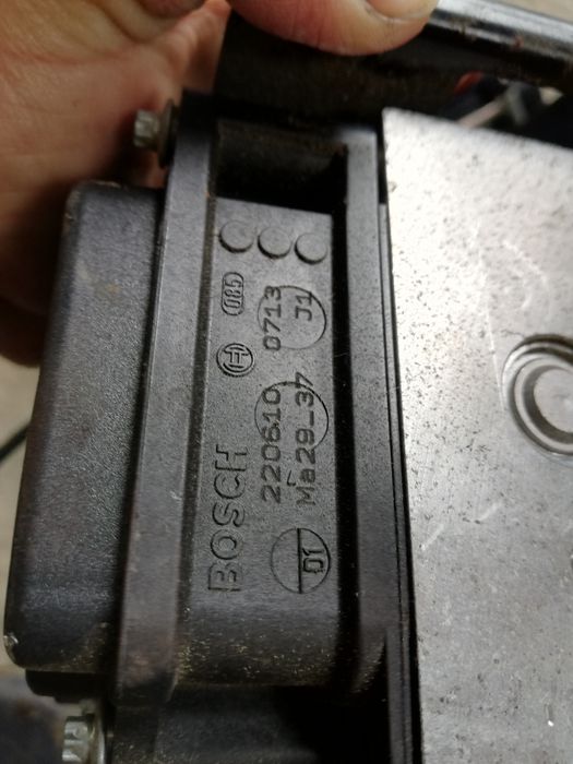 Centuri siguranta,pompă abs dacia Logan mcv 1