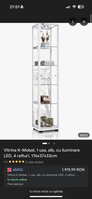 Vitrina cu oglina si iluminare