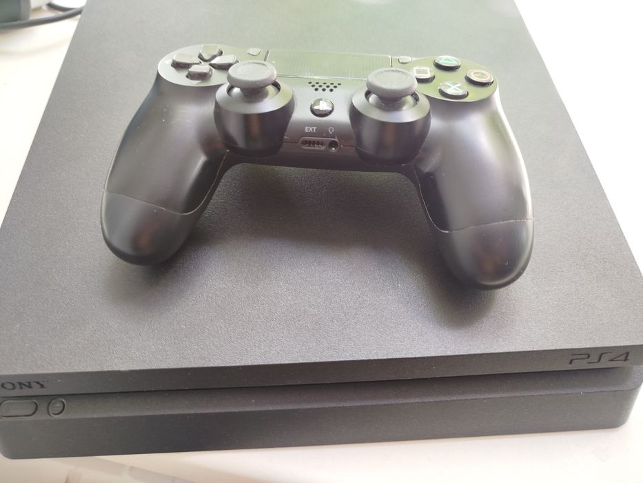 Sony PlayStation 4 slim 1tb