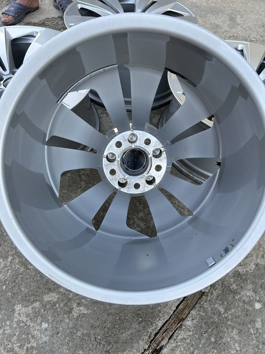 5х112 19 ски оргинални ауди мерцедес vw ET 20