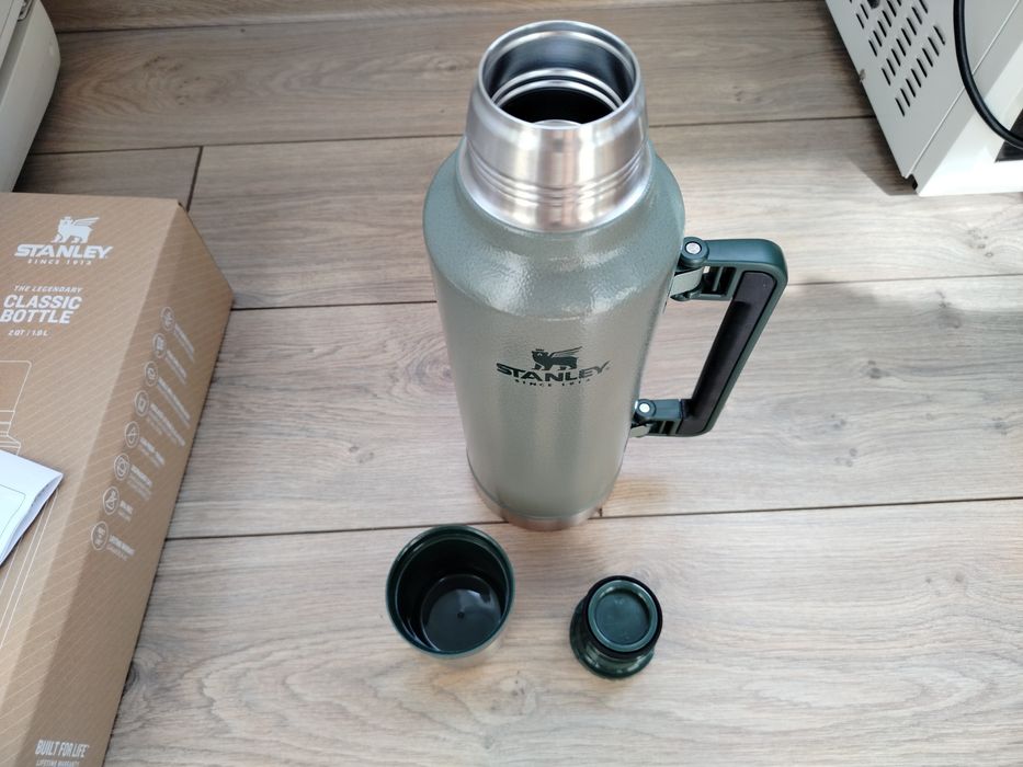 Термос Stanley classic bottle 1.9L