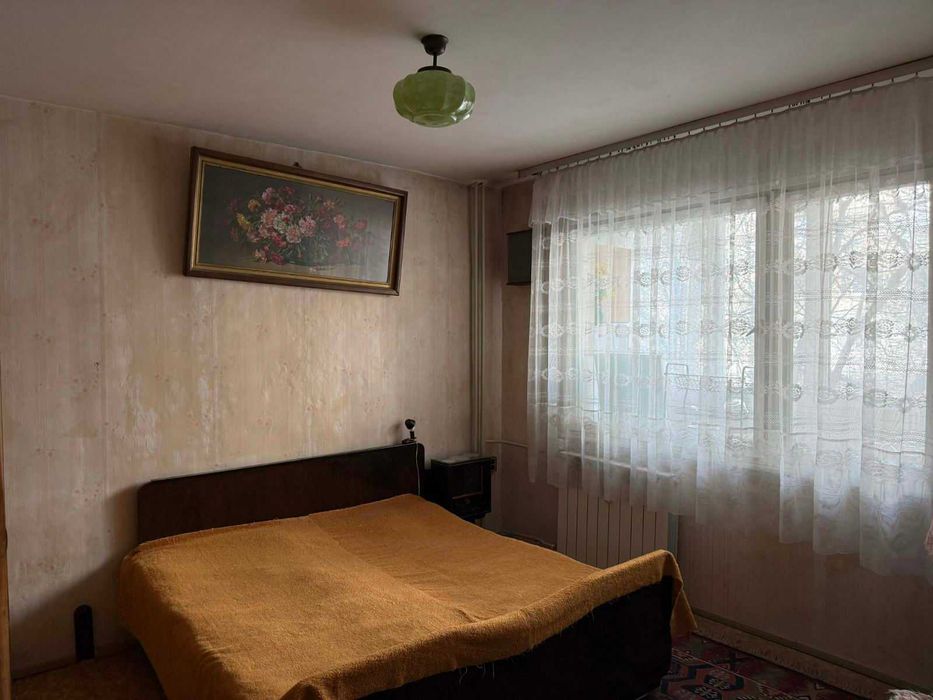 Преустроен Тристаен Апартамент Красно Село