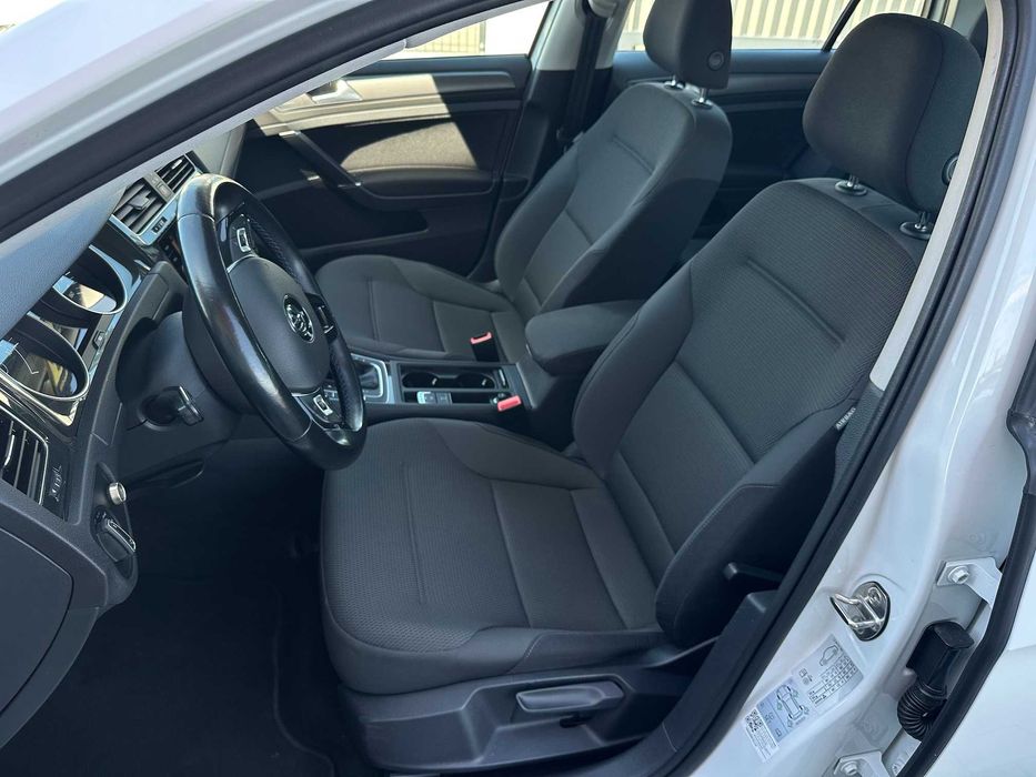 VW e-Golf 7 facelift 2020 electric automat 43000 km accept variante !