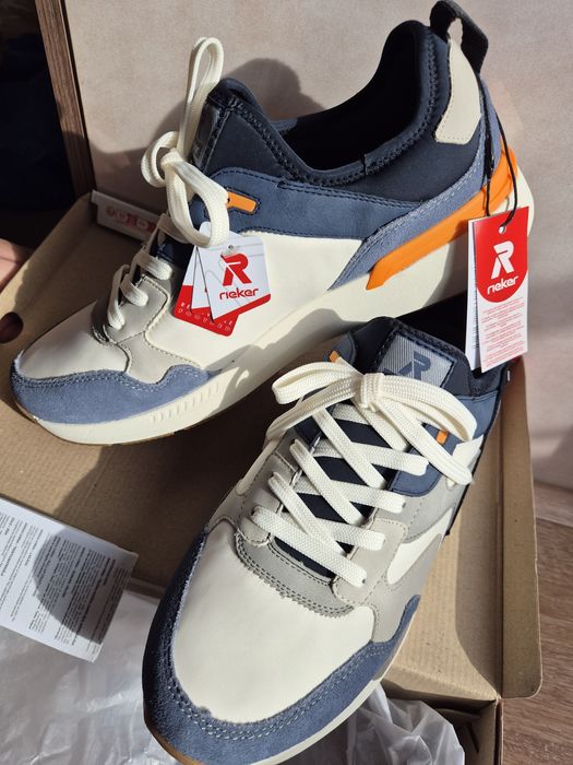 Нови обувки много удобни 44(44.5) номер