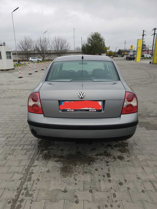 Se vinde urgent masina impecabila