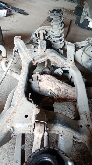 Заден мост Subaru Legacy / Outback комби 2003-2009