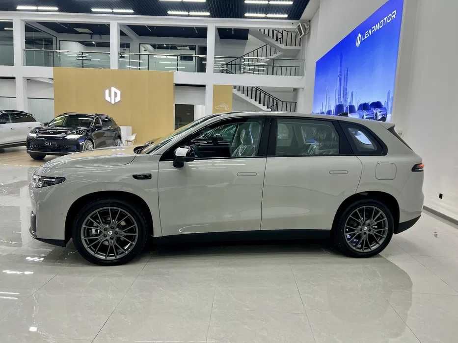 Leampmotor C10 Hybrid  200km