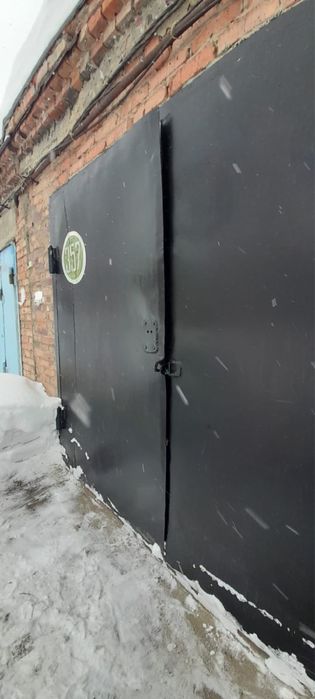 Пррдам гараж на 2 машины