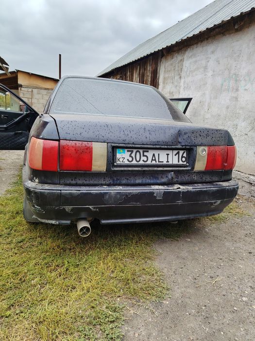 Продам машину AUDI 80 B4