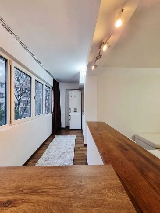 inchiriez apartament 2 camere