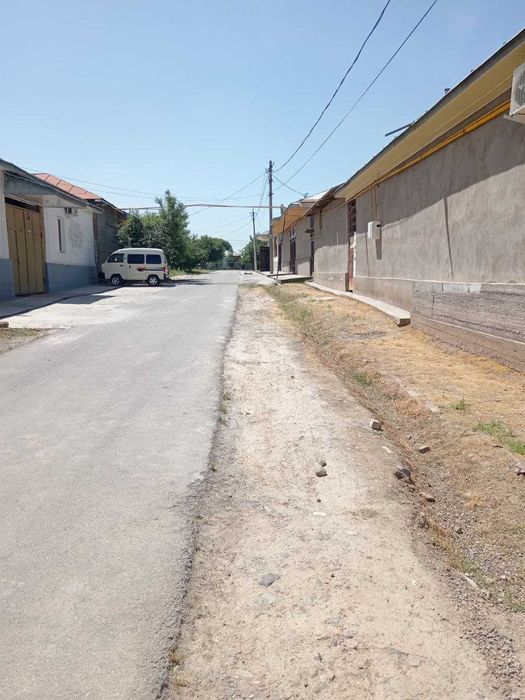 Yer sotiladi parkentda kadastr bor