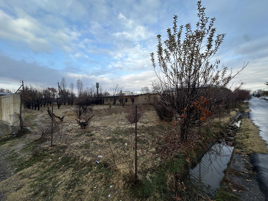 Продается земля 30 соток Янги базар , новый ташкент Паркент ,