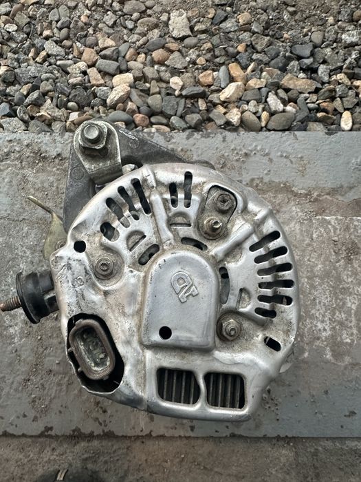 Генератор тоюта карина е