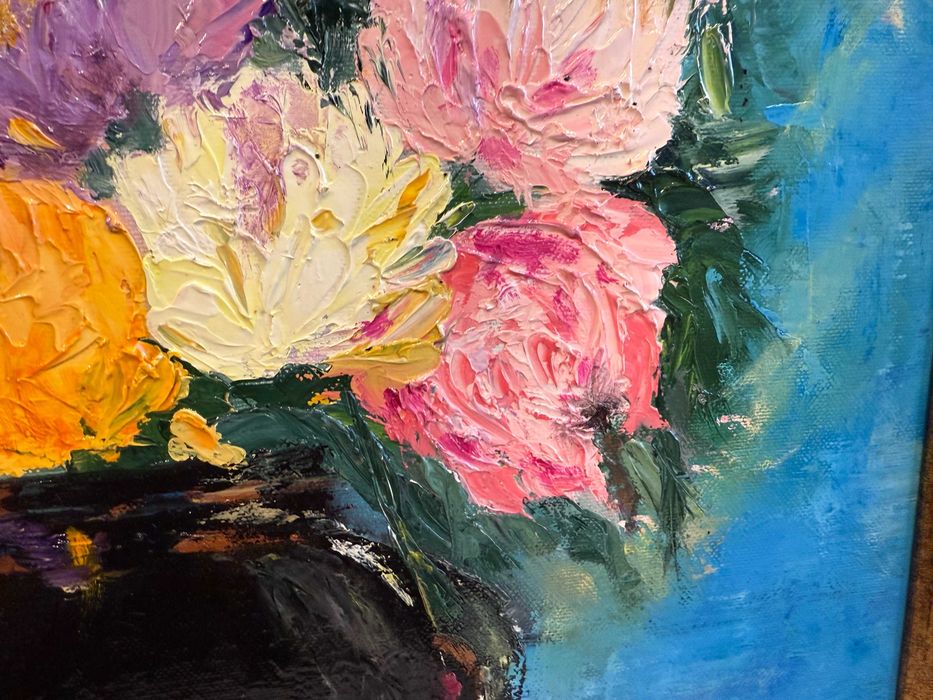 Pictura noua, tablou superb -Bujori in vas negru-ulei,pensula si cutit