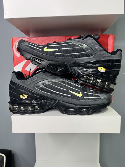 Nike Air Max Plus 3 Black Volt
