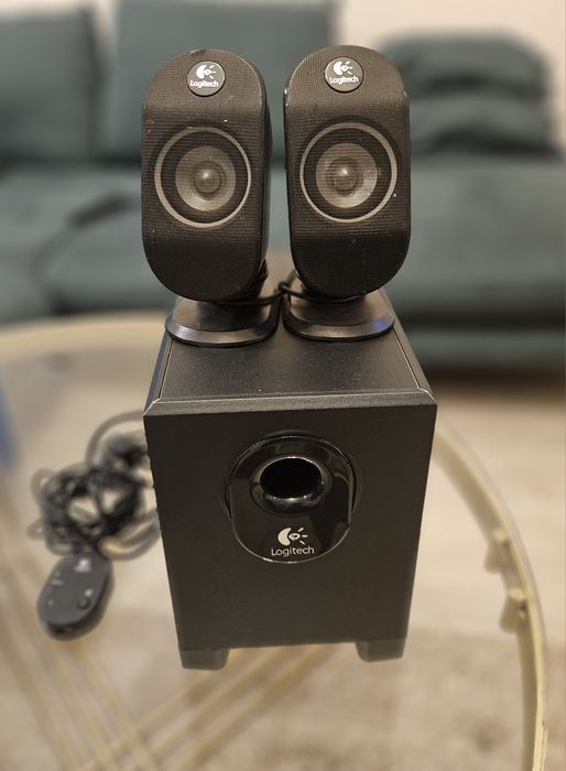 Sistem LOGITECH 2.1 ( X-210)