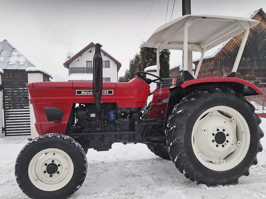 OCAZIE Vand tractor Universal 445