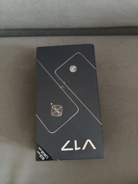 Vivo v17 8/128 ухоженный