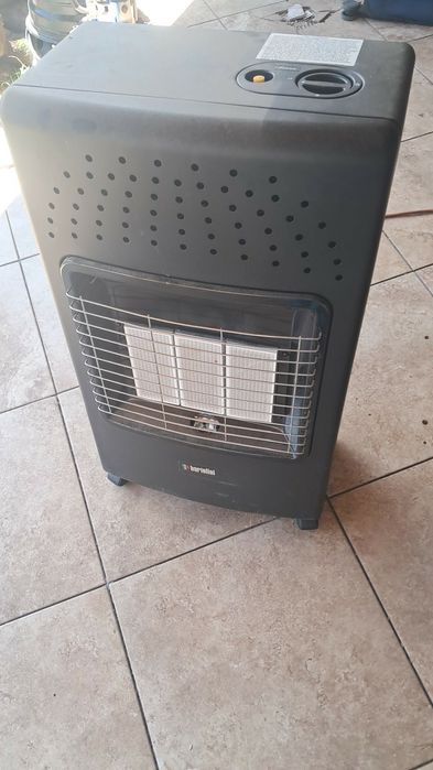 Șemineu pe gaz  pe butelie
