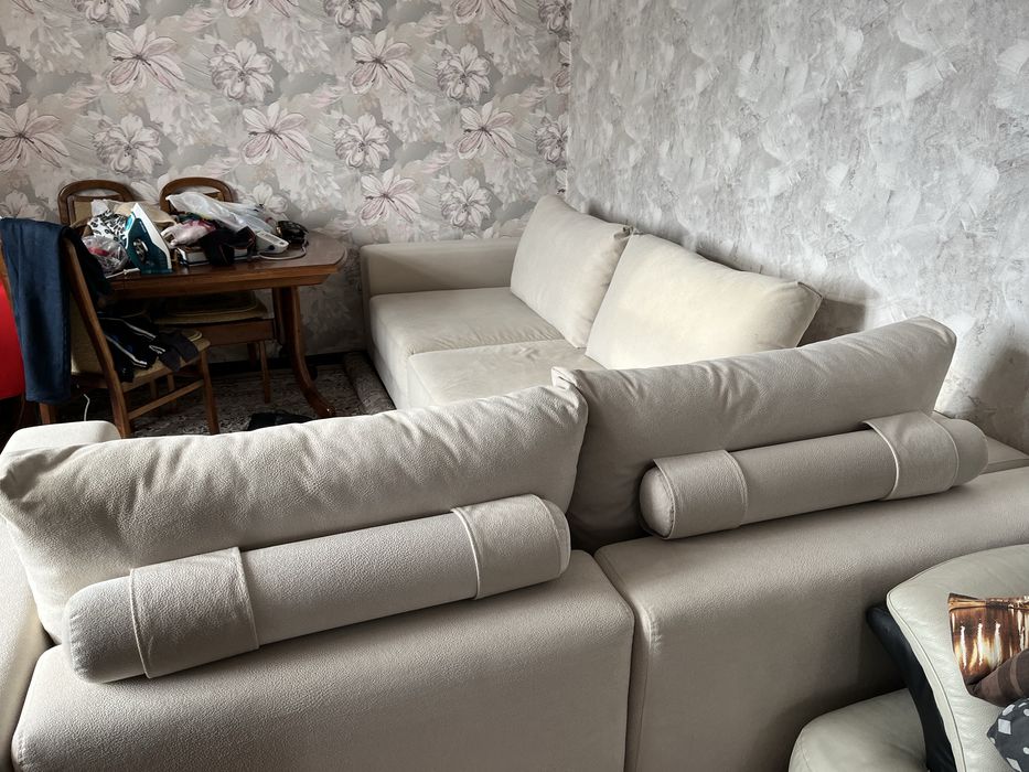 Угловой диван в отличном состоянии