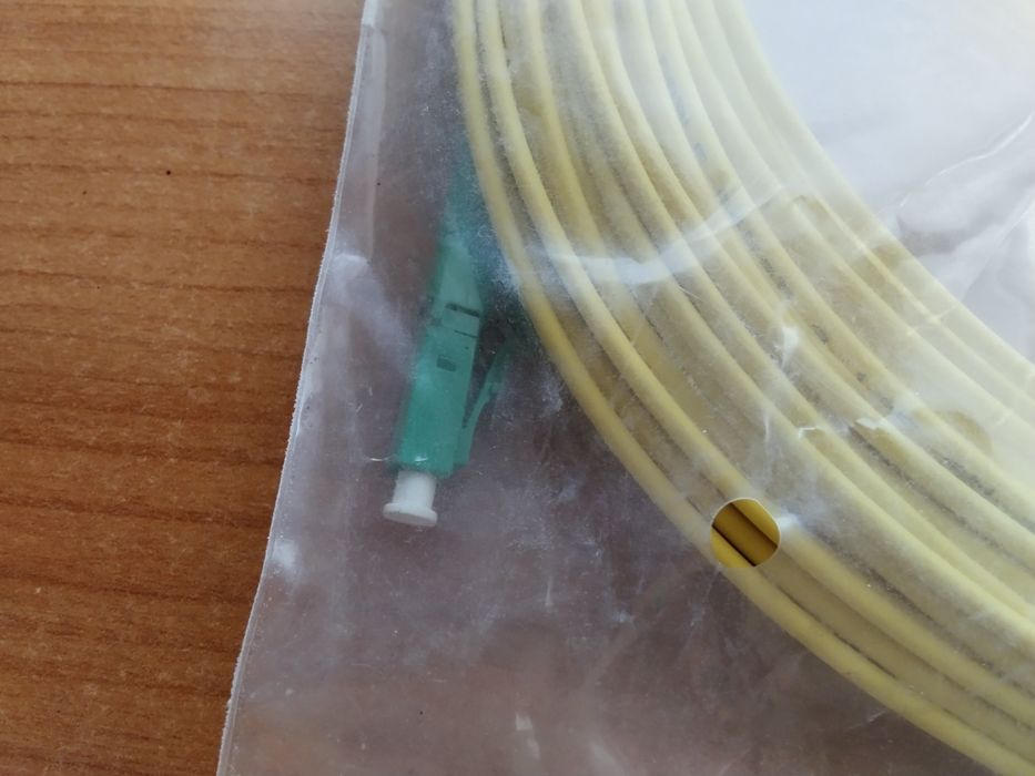 чисто нов 25метра оптичен кабел за оптичен интернет и оптичен рутер