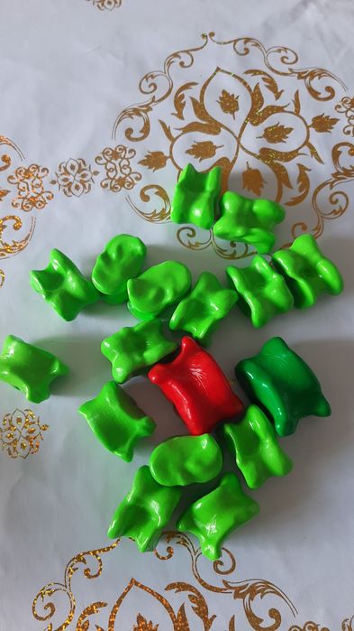 Садақ және Асық бар