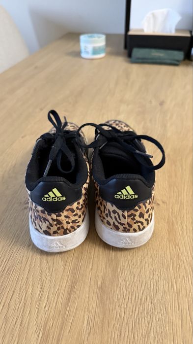 Маратонки/кецове Addidas