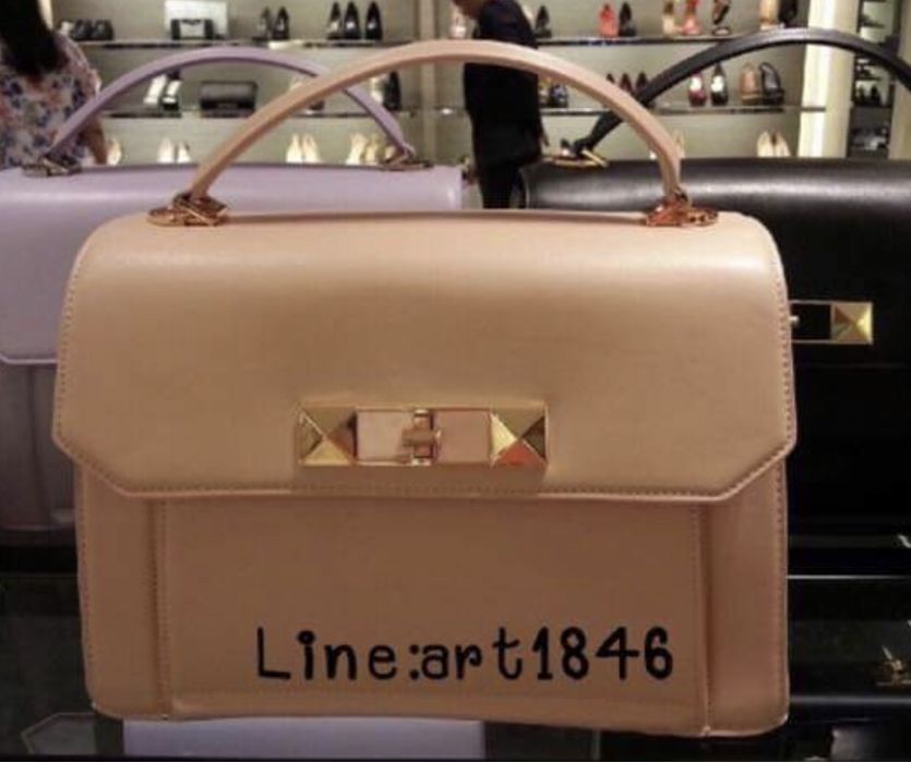 Брендовая сумка Charles&Keith