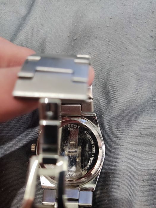 Продам часы Tissot