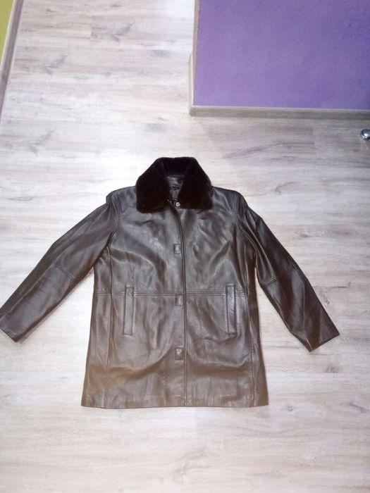 Продам куртку кожа