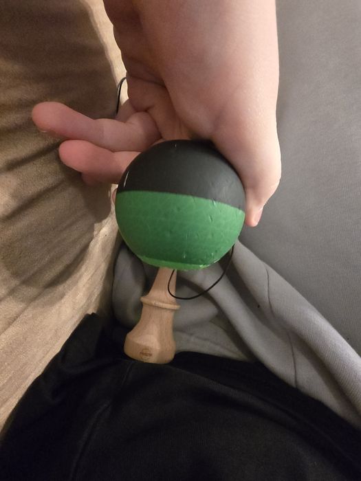 Kendama sweets turbo shape folosită